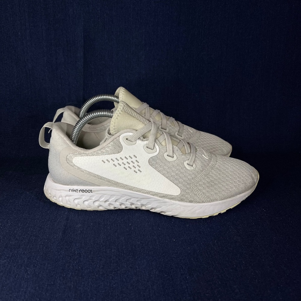 Nike Legend React Wolf Gray Running Shoes Women's Size 9 AA1626-071